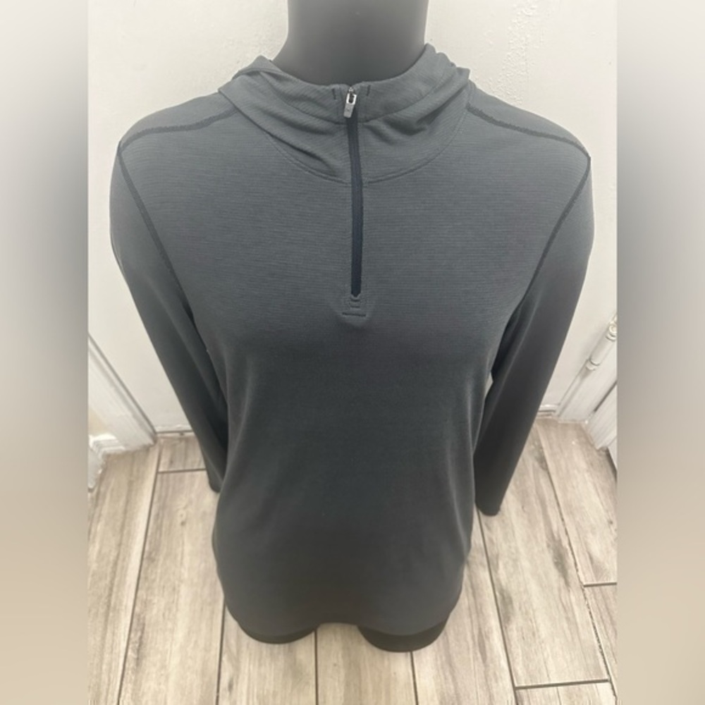Men’s pre own as is HeatGear size M medium l/s hoodie shirt under armour UA - Picture 1 of 4